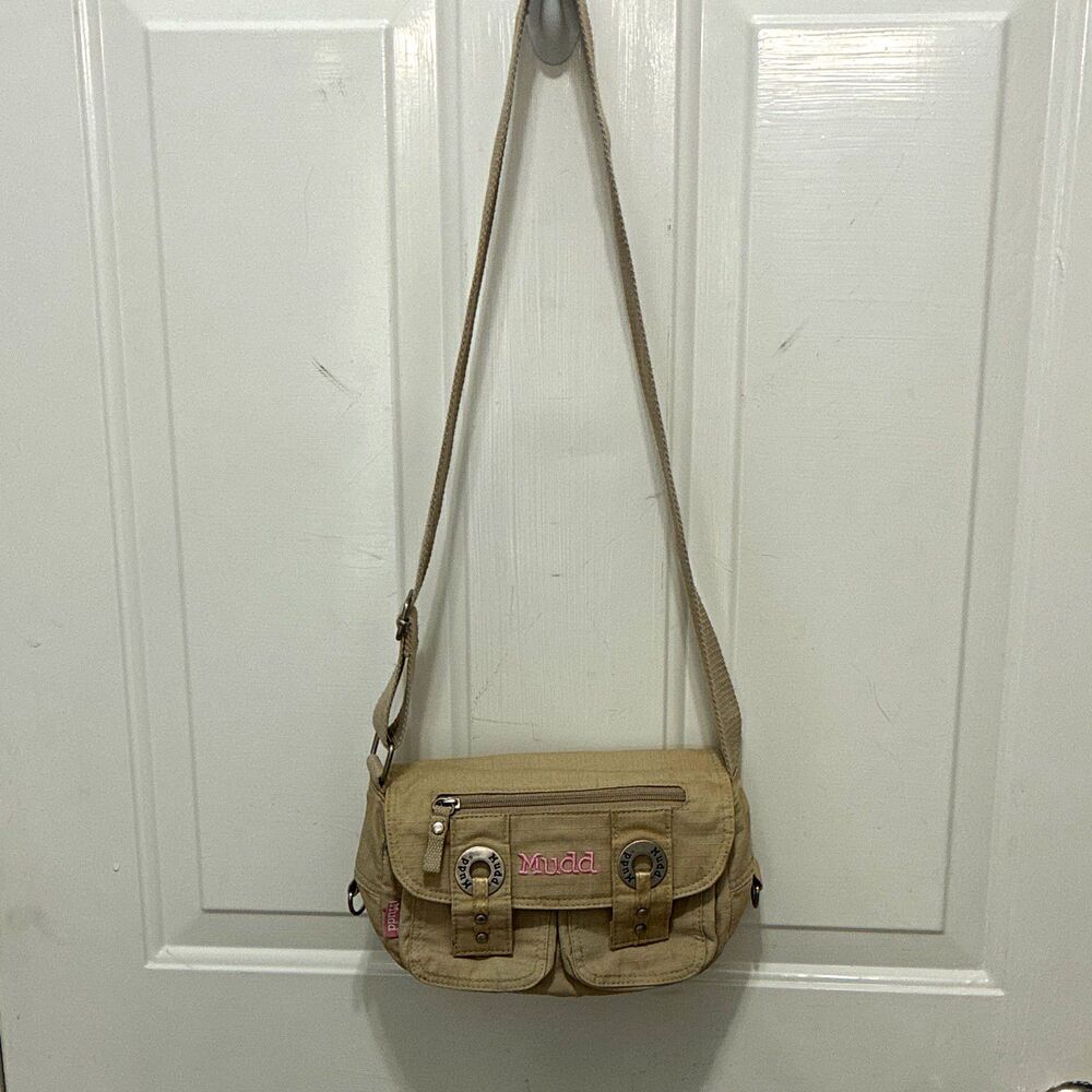 Mudd Beige Canvas Crossbody Bag Zip Adjustable Strap Lined Pockets Silver